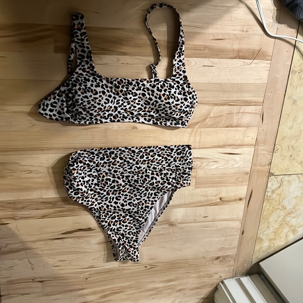 Medium bikini